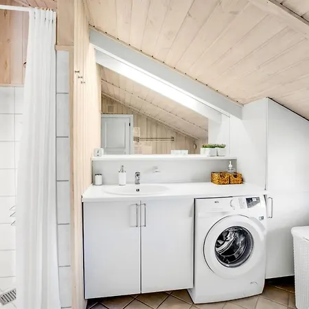 Hariet - 300m From The Sea By Interhome Vakantiehuis