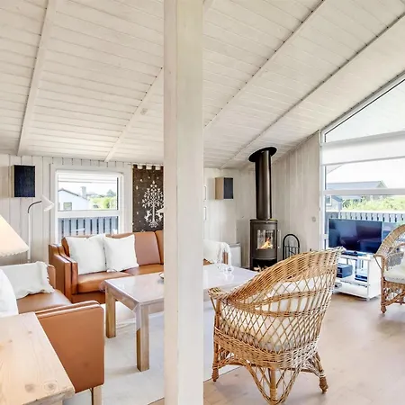 Dom wakacyjny Hariet - 300m From The Sea By Interhome