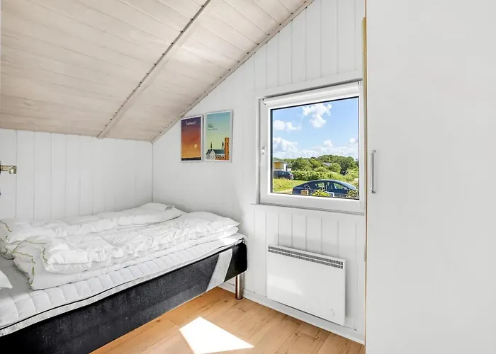 Hariet - 300m From The Sea By Interhome *