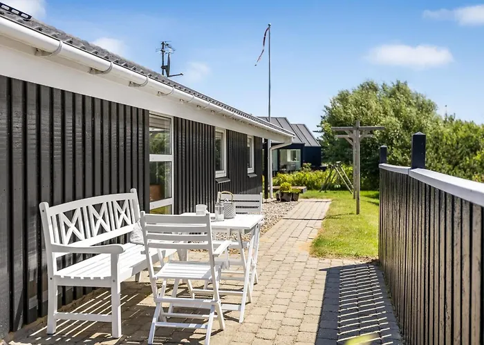 Ferienhaus Hariet - 300m From The Sea By Interhome